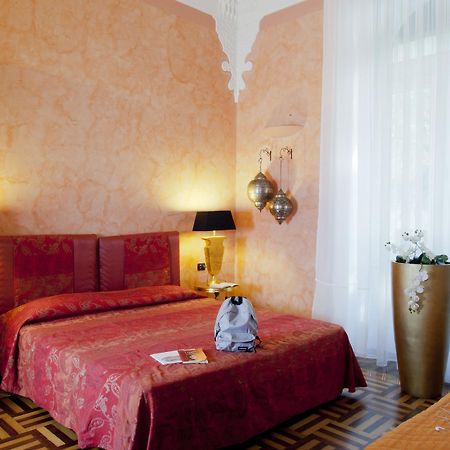 Palazzo Lombardo Bed & Breakfast Florence Exterior photo