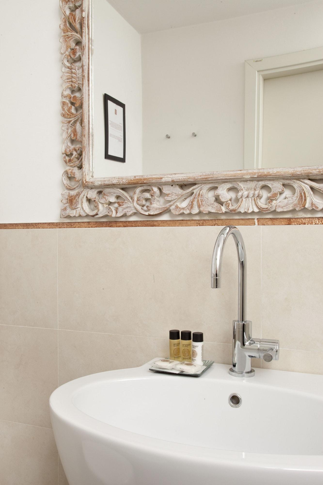 Palazzo Lombardo Bed & Breakfast Florence Exterior photo